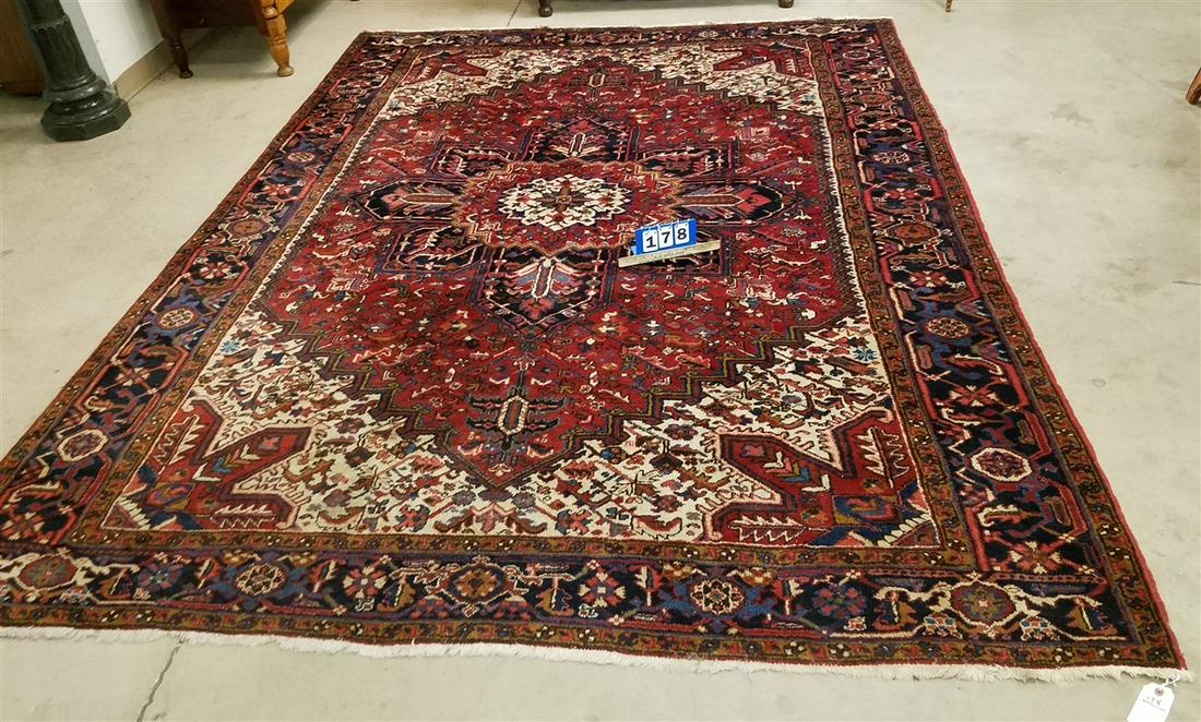 HERIZ, 7'10" X 10'9" (1 of 5)