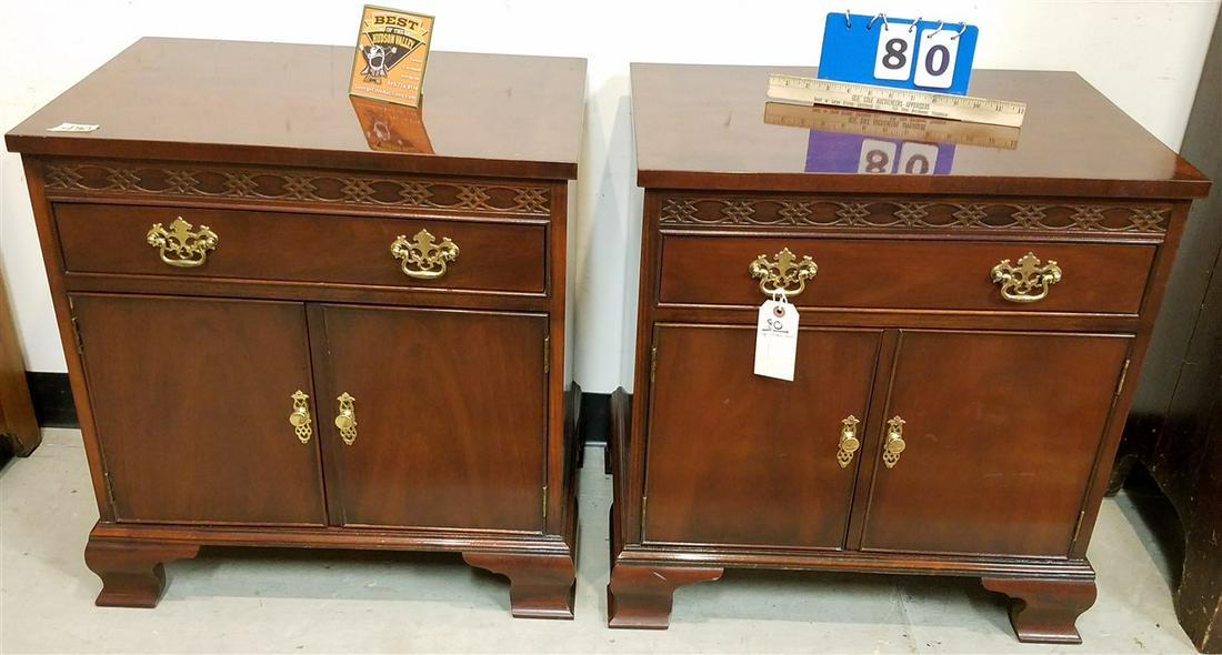 PR. BAKER FURN. 1 DRAWER OVER 2 DOOR NIGHT STANDS (1 of 5)
