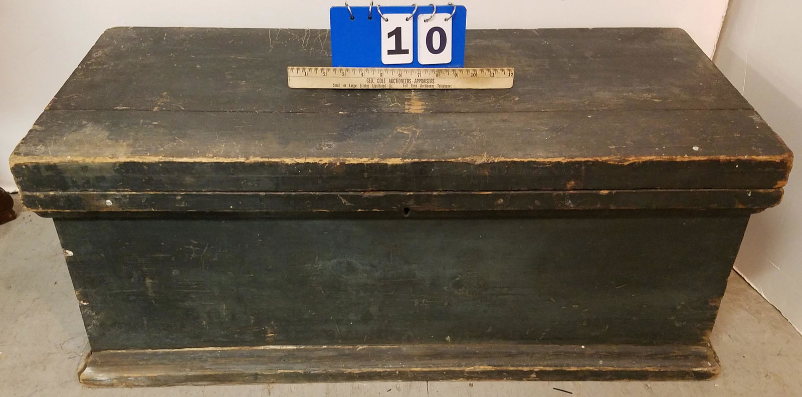 PRIM PTD TOOL BX W/ TOOLS 14 1/2"H X 36"W X 16 1/2"D (1 of 4)