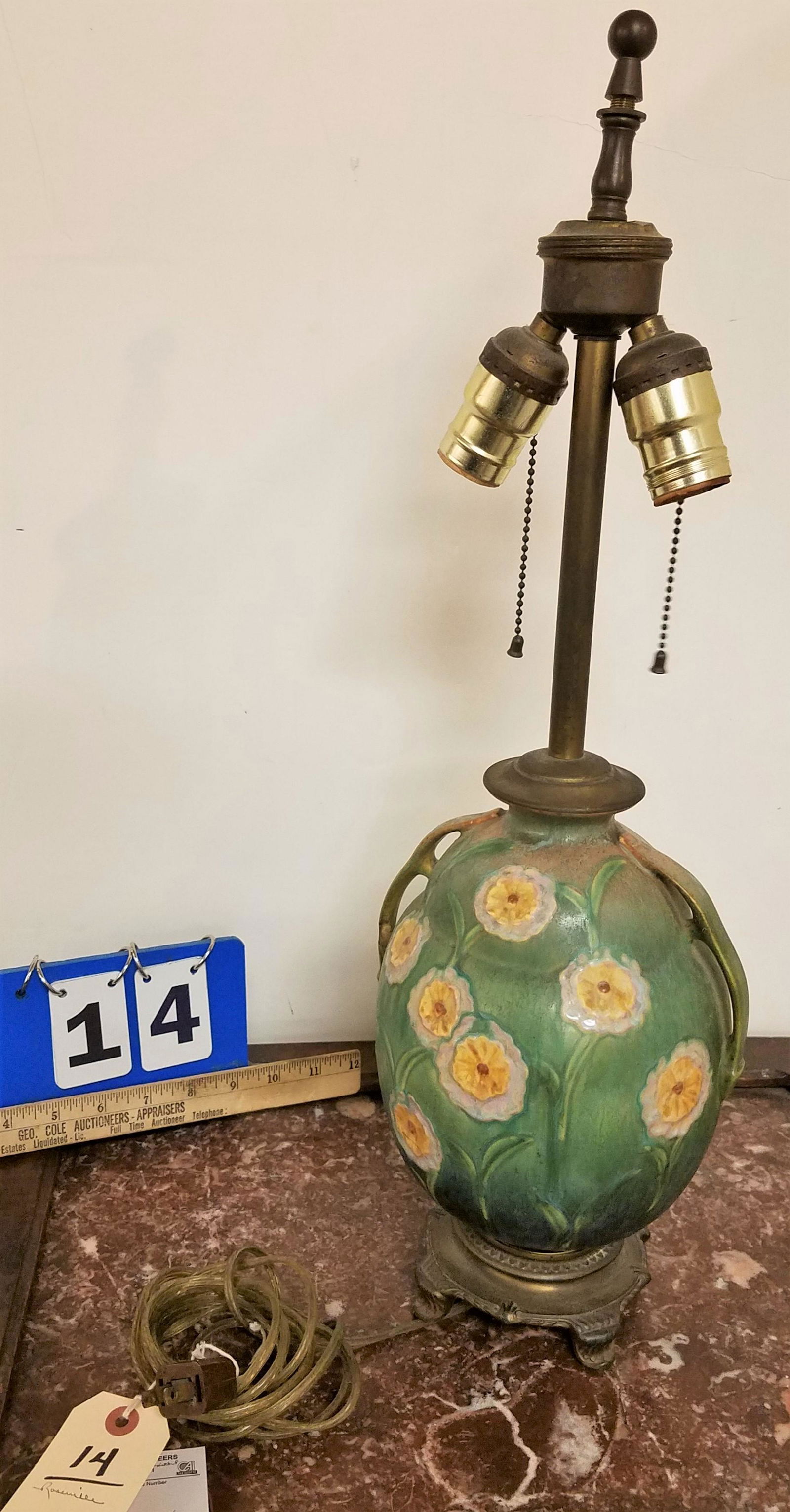 ROSEVILLE LAMP 23" (1 of 3)