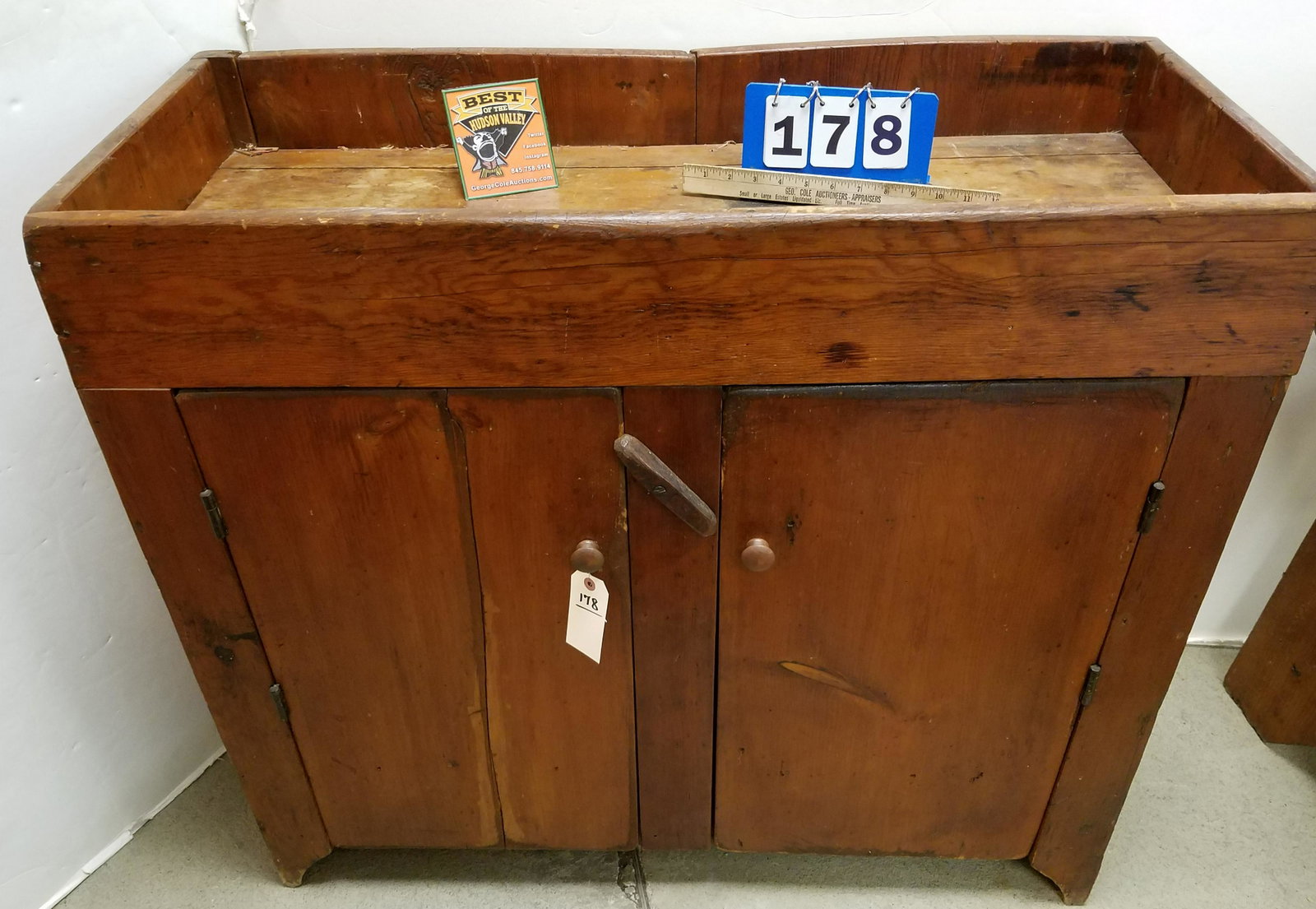PRIM PINE DRY SINK 36"H X 40"W X 17 1/2"D: PRIM PINE DRY SINK 36"H X 40"W X 17 1/2"D
