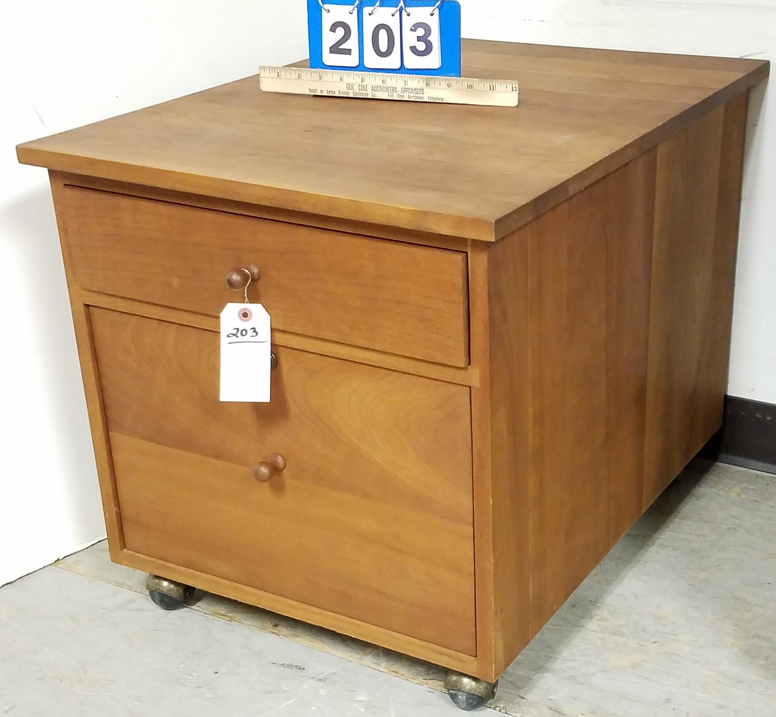 STICKLEY CHERRY 3 DRAWER FILE 22"Hx 21 1/12W x 28"D (1 of 4)