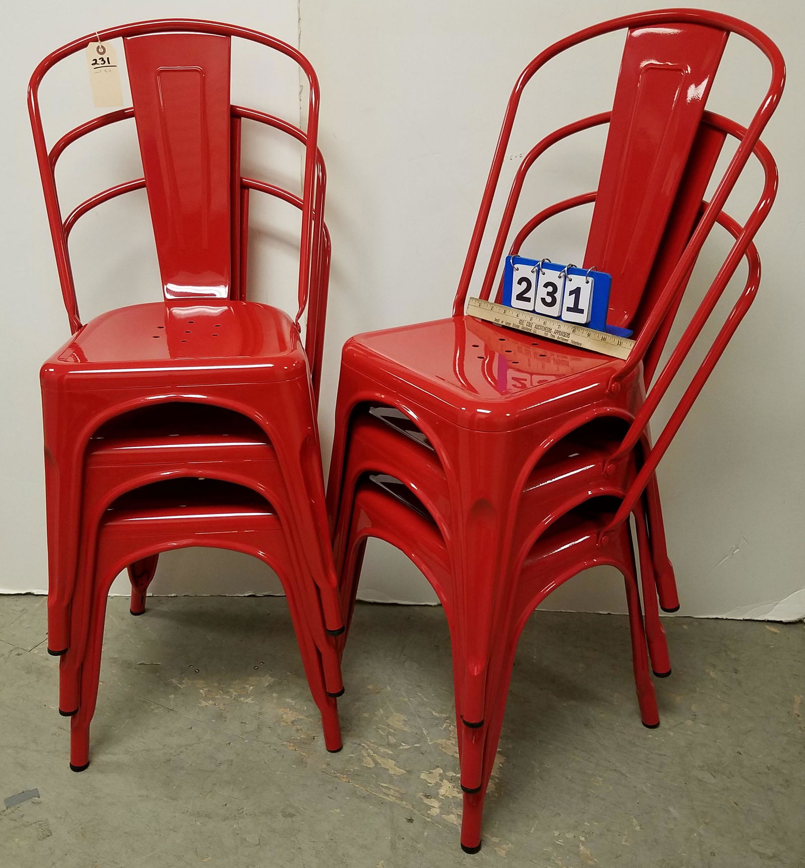 SET 7 RED METAL STACKABLE CHAIRS (1 of 2)