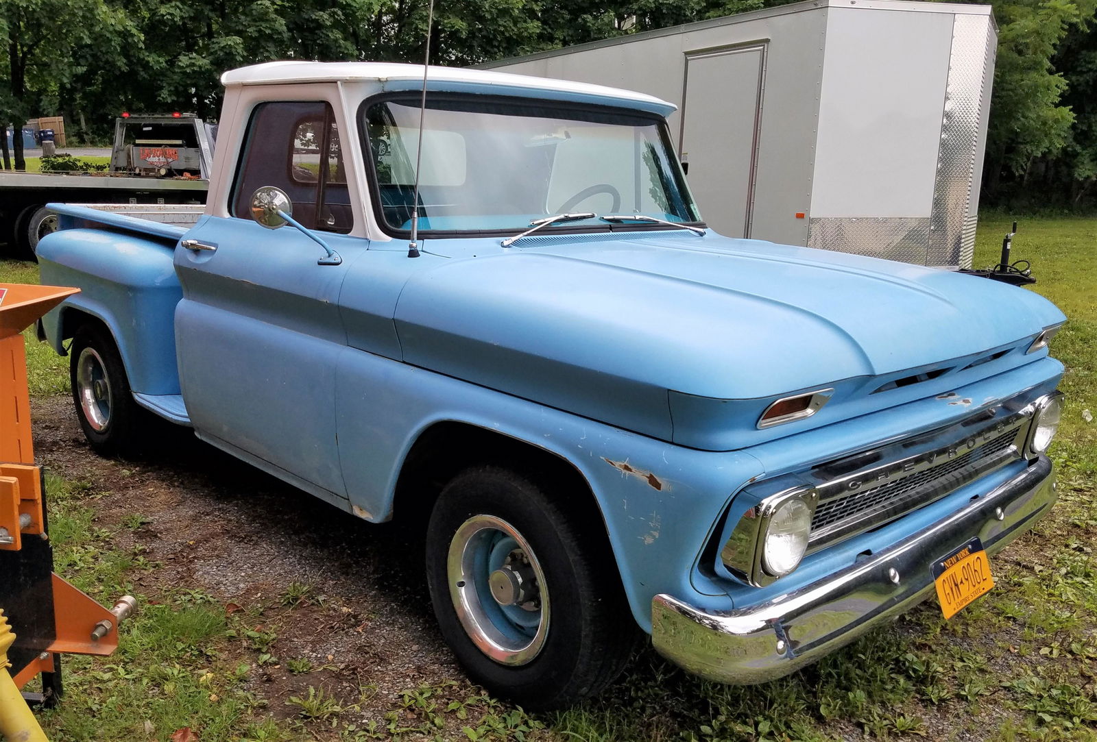 1965 CHEVROLET PICK UP C1445S109339 LOTS OF CHROME (1 of 20)