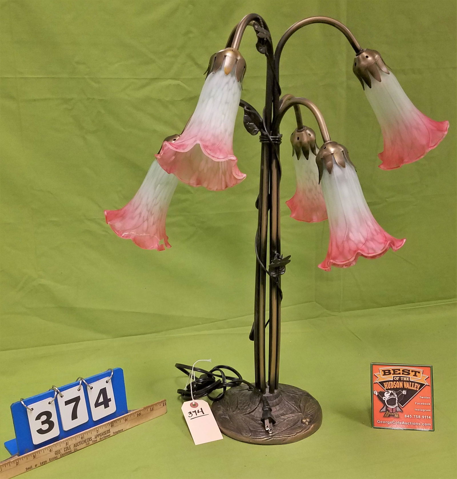 CONTEM LILY LAMP (2 DAMAGED SHADES) 24 1/2"H (1 of 6)