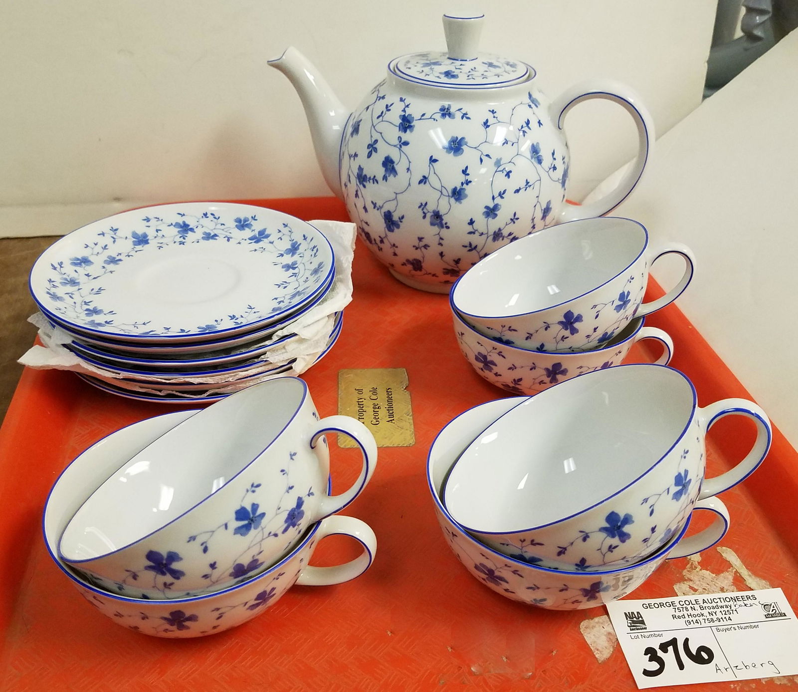 TRAY ARZBERG GERMANY 13 PC TEA SET (1 of 2)