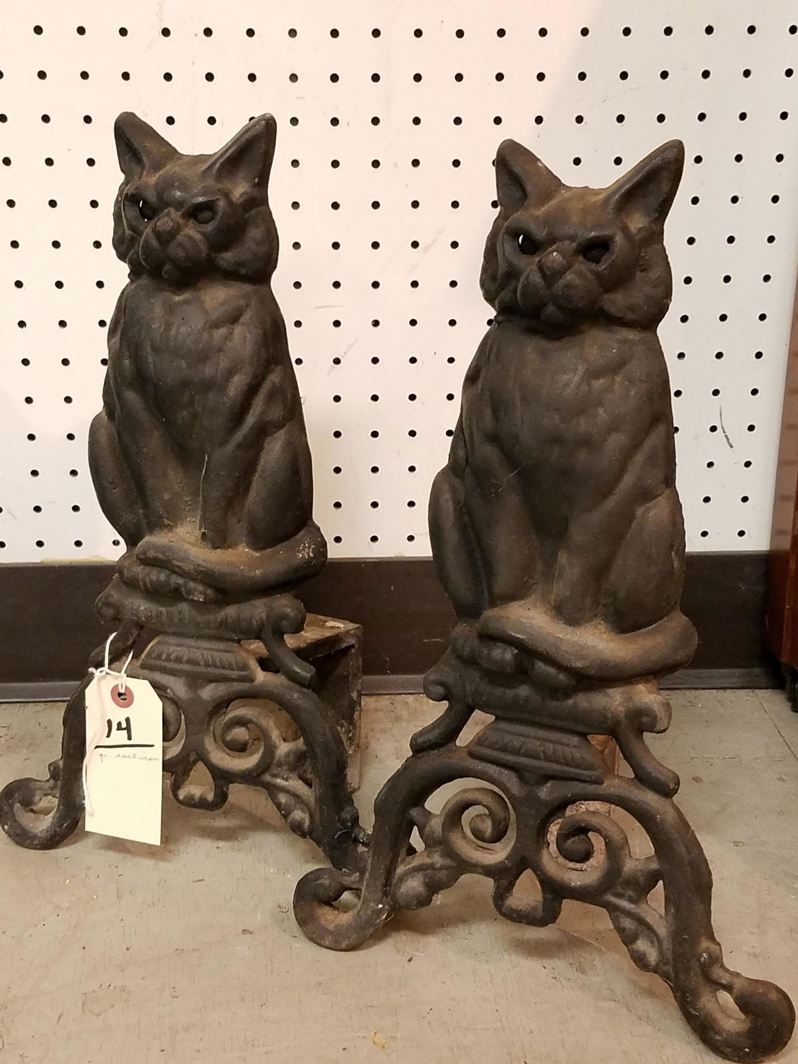 PR CAST IRON CAT ANDIRONS 17" (1 of 2)