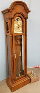 HOWARD MILLER OAK GRANDFATHER CLOCK 78 1/2": HOWARD MILLER OAK GRANDFATHER CLOCK 78 1/2"