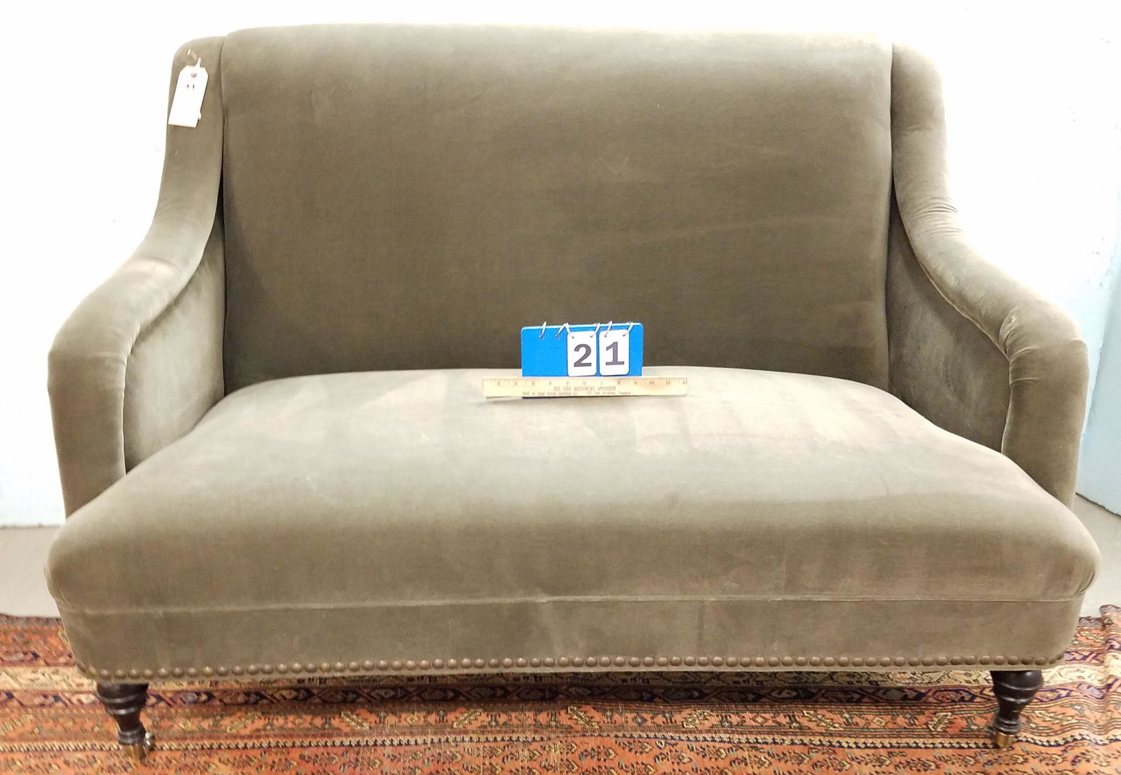 VELVET UPHOLS SETTEE 4'4" (1 of 4)