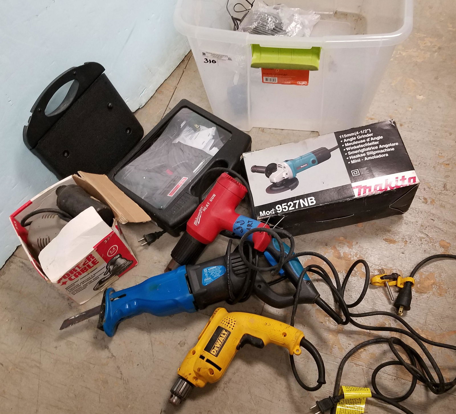 TUB POWER TOOLS- POWER GLIDE SAWZALL, MAKITA ANGLE (1 of 4)