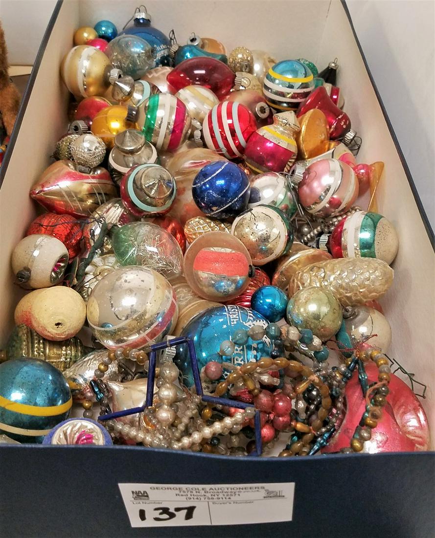 BX SMALL VINTAGE CHRISTMAS BALLS (1 of 3)