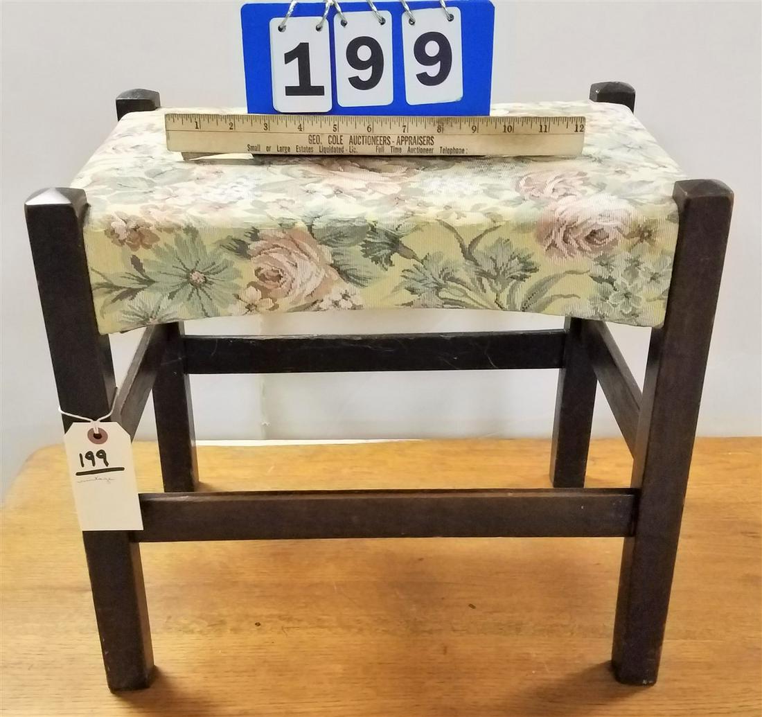 VINTAGE MISSION OAK FOOTSTOOL 16 1/2"H X 18"W X 13"D (1 of 2)