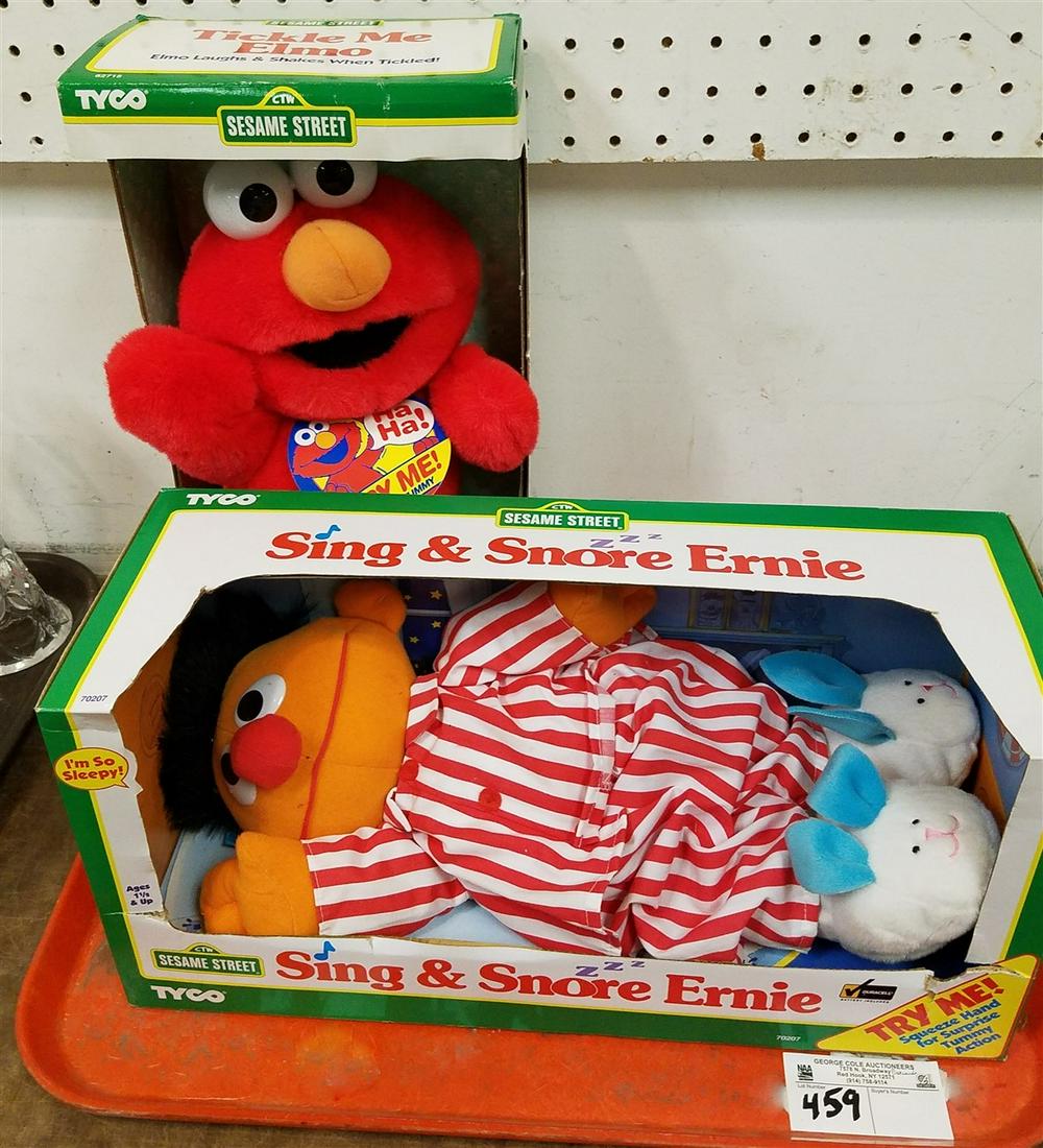 TRAY TICKLE ME ELMO AND SING SNORE ERNIE IN ORIG BXS: TRAY TICKLE ME ELMO AND SING SNORE ERNIE IN ORIG BXS