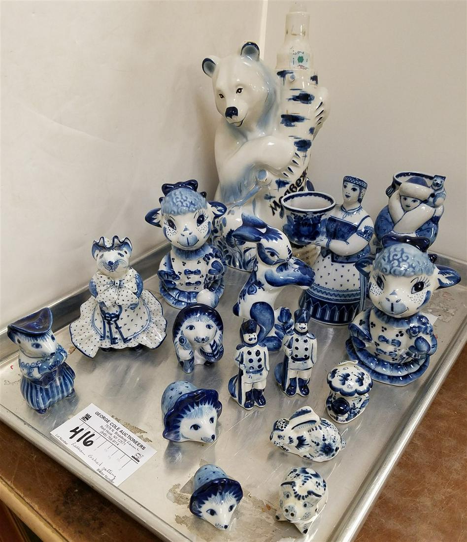 TRAY RUSSIAN GZHEL POTTERY FIGURINES (1 of 12)