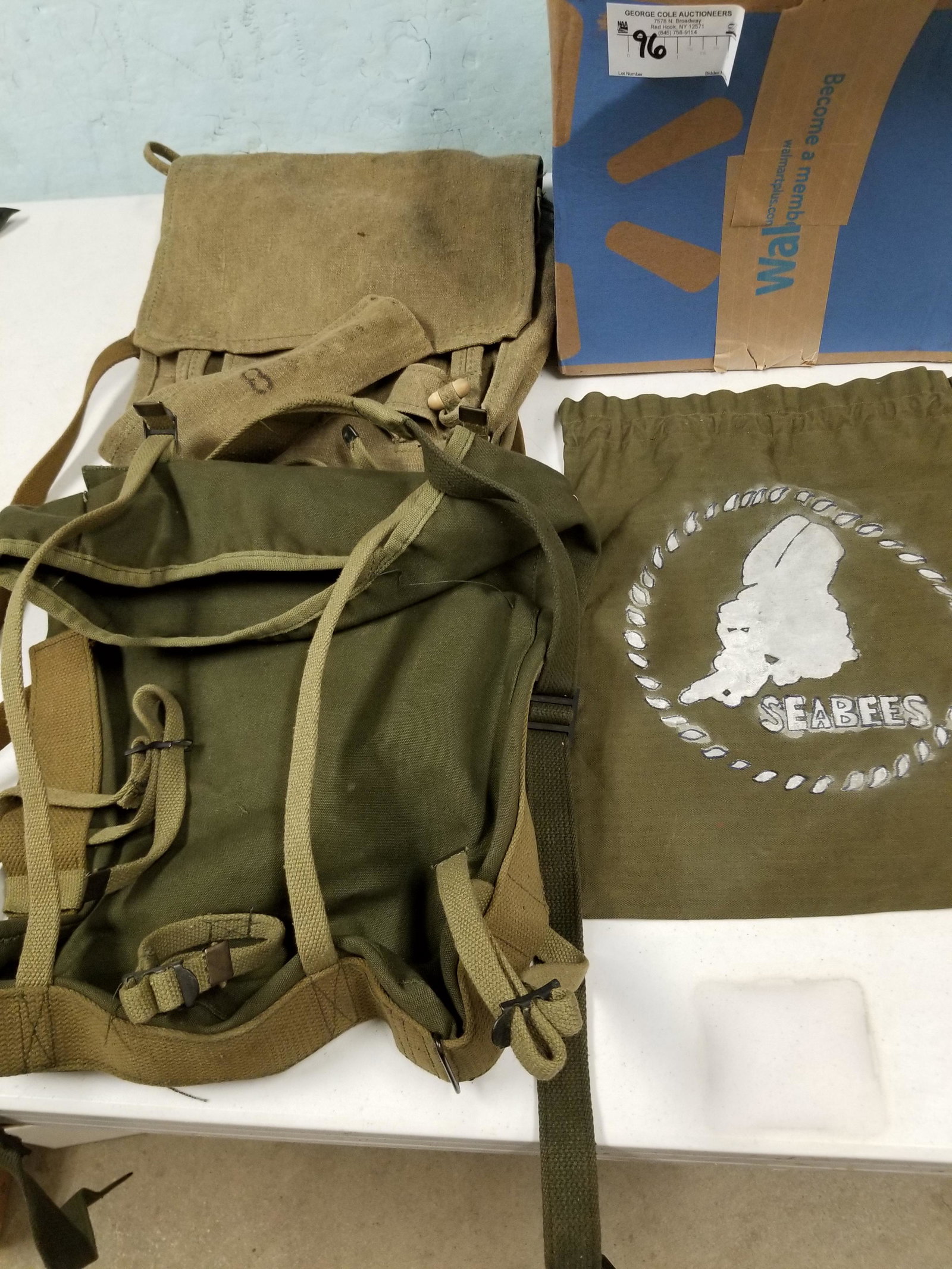 BOX WWII CANVAS BAGS, SEABEES POUCH: BOX WWII CANVAS BAGS, SEABEES POUCH