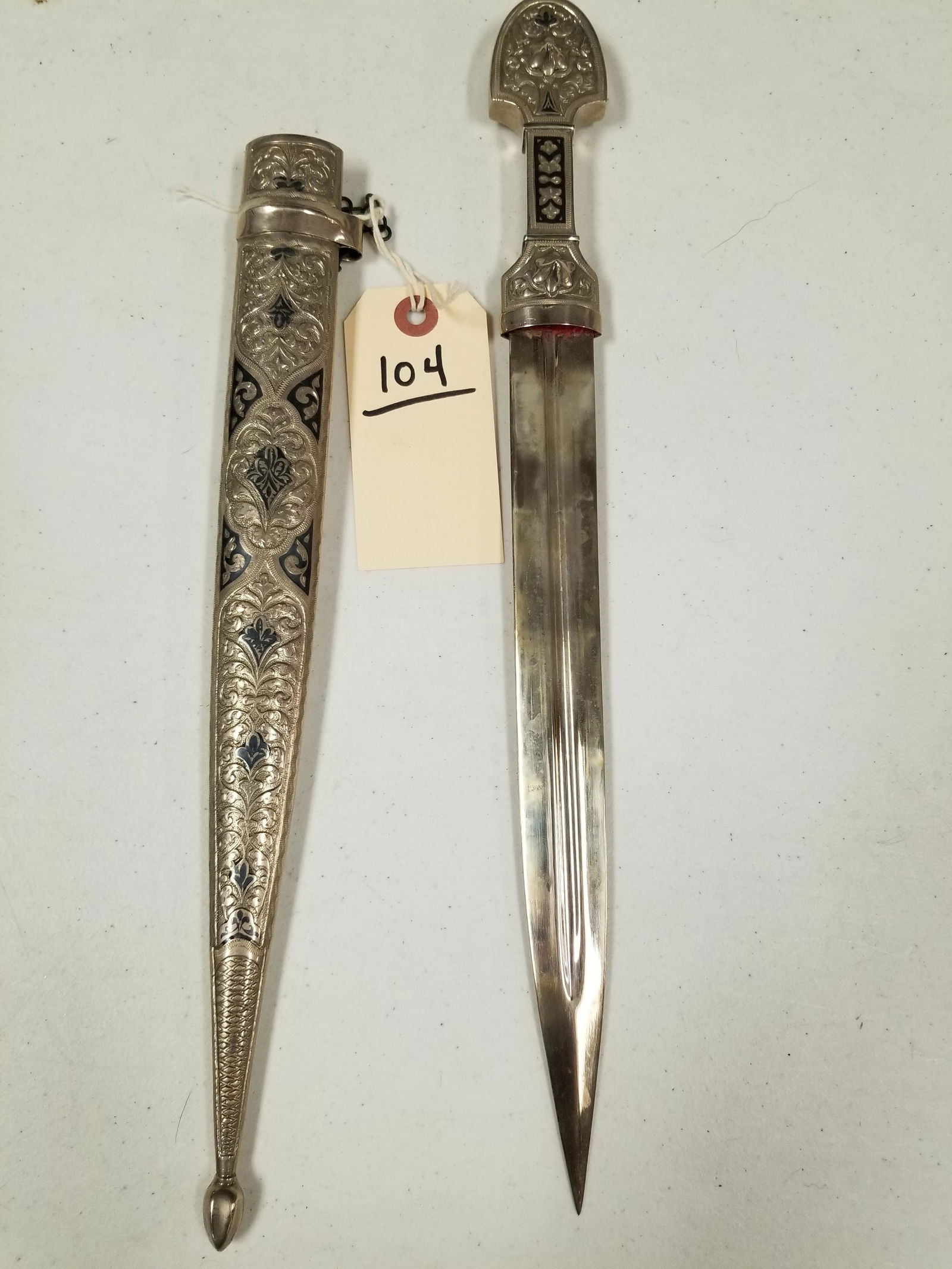 DAGGER AND SHEATH 17 3/4" (1 of 1)