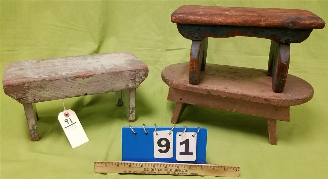 LOT 3 CRICKET STOOLS (1 of 3)