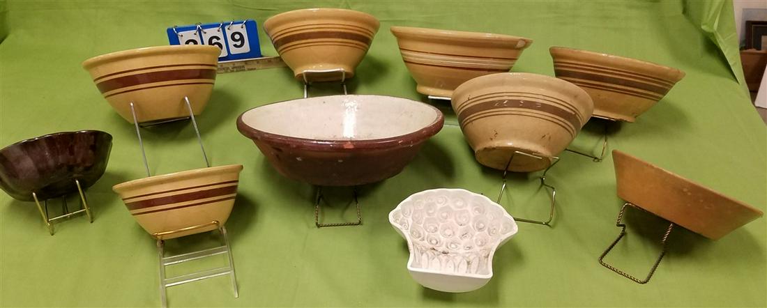 TRAY OF YELLOW WARE BOWLS AND 2 MOLDS (1 of 8)