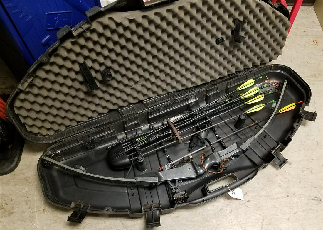 HOYT/EATRON SPECTRA 1000 COMPOUND BOW (1 of 3)