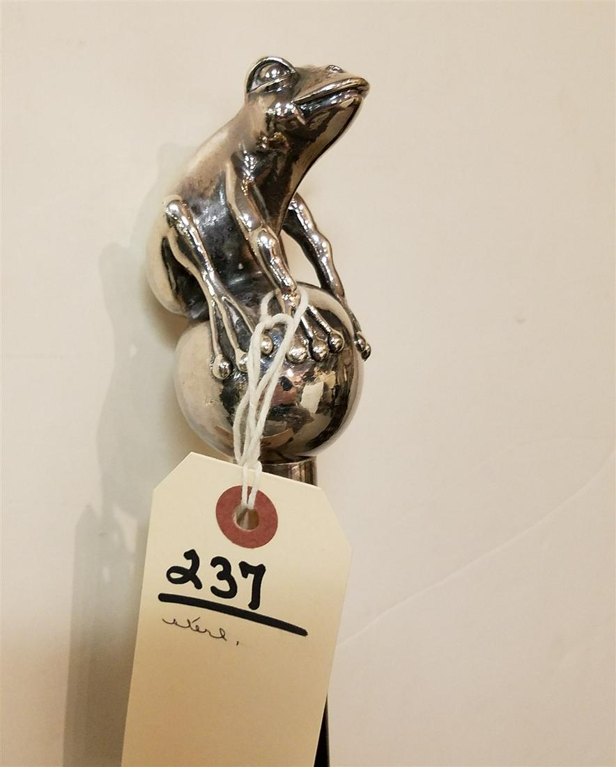 STERL HANDLE CANE FROG ON BALL (1 of 4)