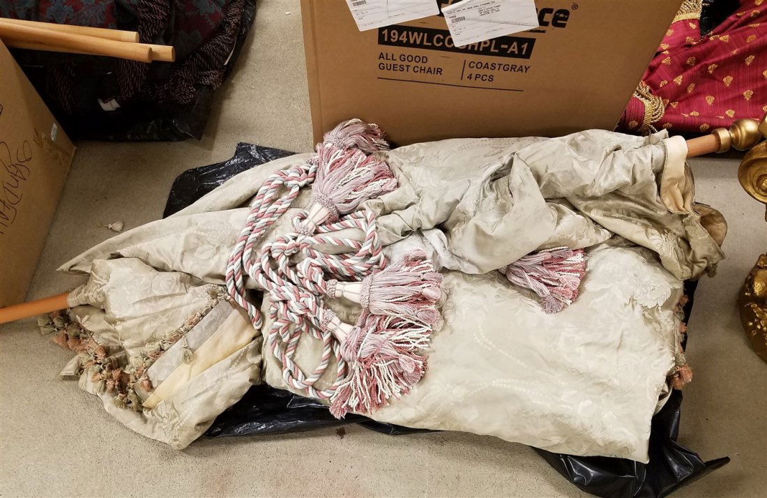 LOT 2 PR SILK DRAPES 2'W X 10'L W/ TIE BACKS AND 2 VALANCES , TIE BACKS (1 of 1)