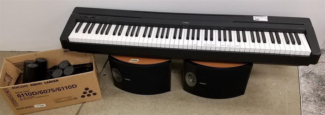 YAMAHA ELEC PIANO AND 2 BOSE SPEAKERS (1 of 8)