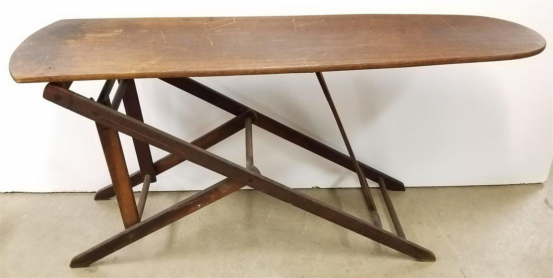PRIM IRONING BOARD AND THE AMER WRINGER CO CLOTHES WRINGER (1 of 13)