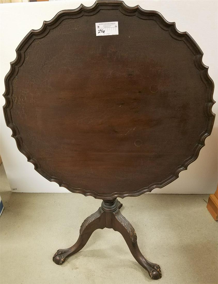 QA STYLE MAHOG. TILT TOP TEA TABLE 30"H X 32" DIAM (1 of 7)