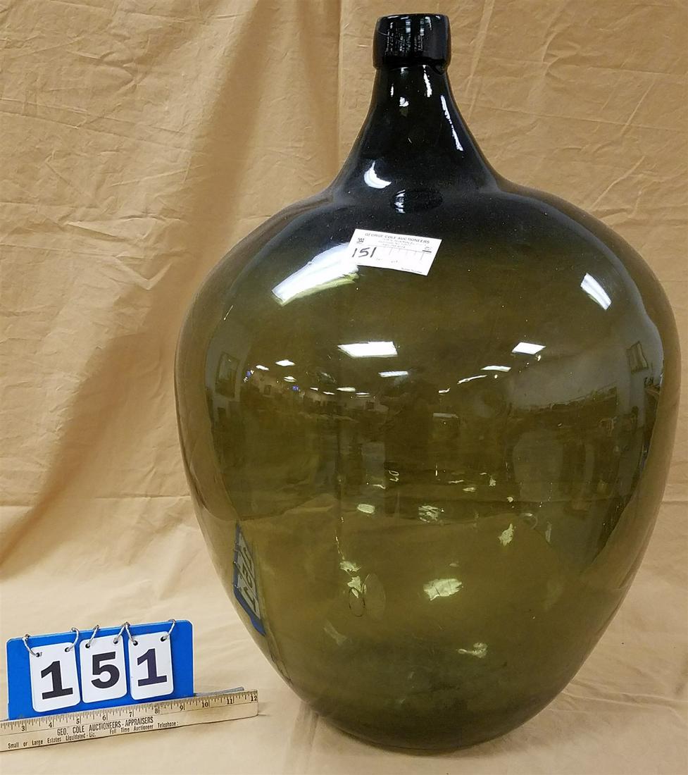 DEMI JOHN 27"H (1 of 4)