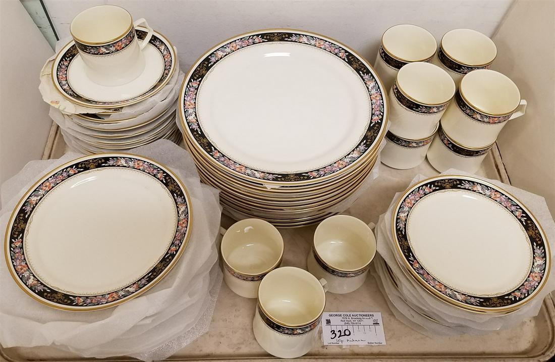 TRAY MIKASA "MIDNIGHT SKY" 60 PC (1 of 3)