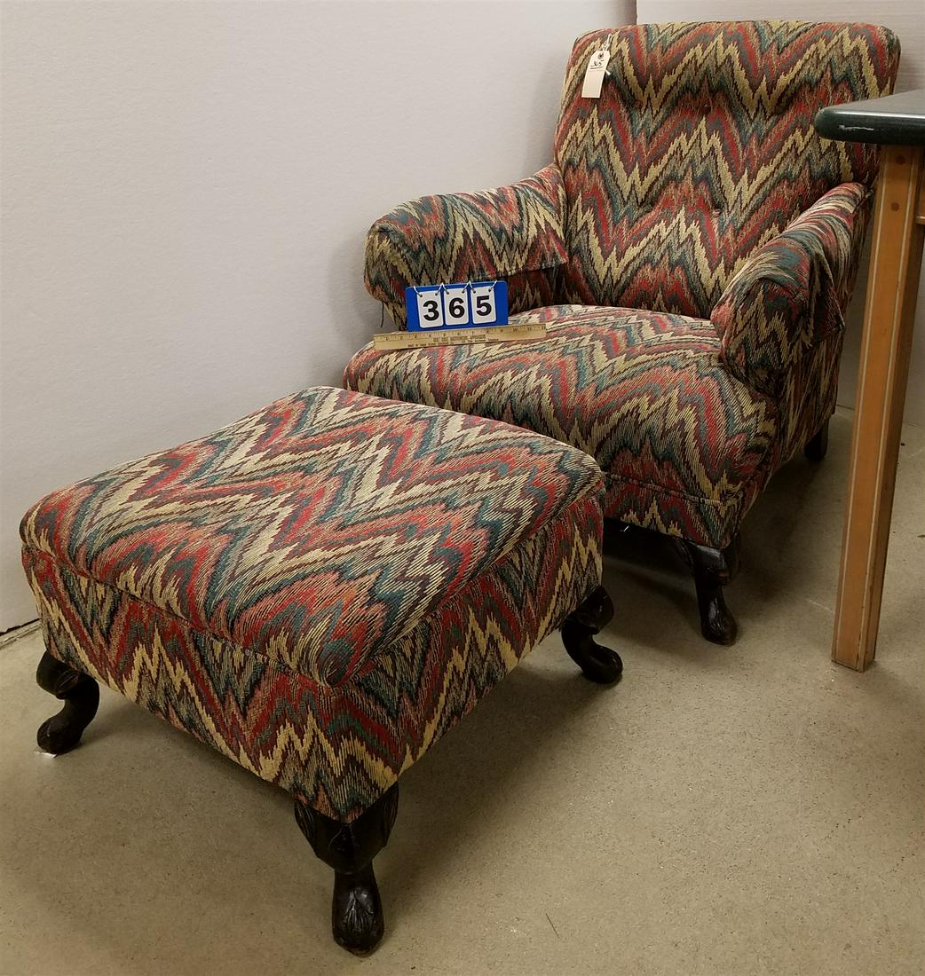 UPHOLS. CLUB CHAIR & OTTOMAN (1 of 3)