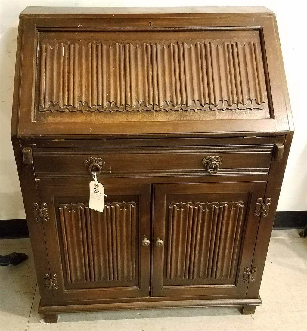 GOTHIC STYLE OAK SLANT FRONT DESK W/ LINEN FOLD CARVED PANELS C1915 38 1/2"H X 29 1/2"W X 16 1/2"D (1 of 7)