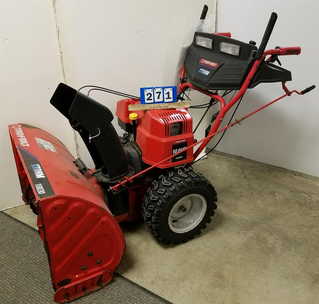 TROY BILT STORM 10030 10 HP SNOW BLOWER: TROY BILT STORM 10030 10 HP SNOW BLOWER