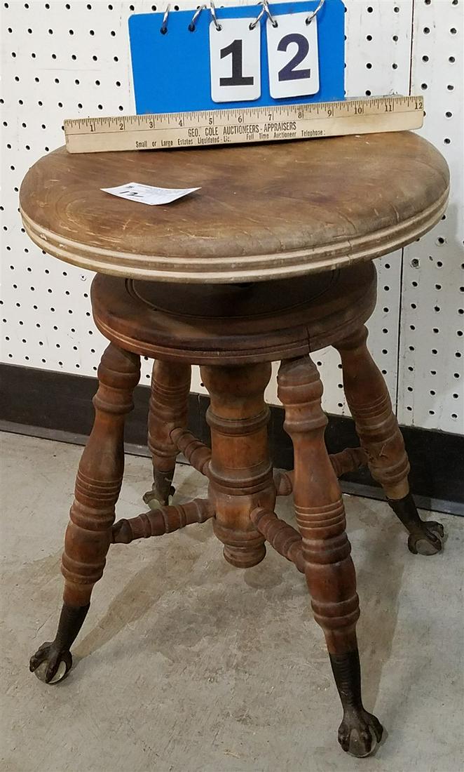 OAK ADJUSTABLE PIANO STOOL (1 of 3)