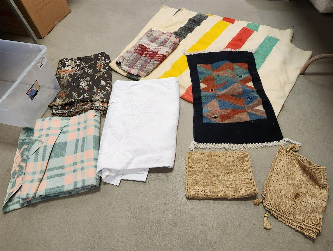 TUB WOOL BLANKET, BED SPREAD, SM RUGS ETC (1 of 3)
