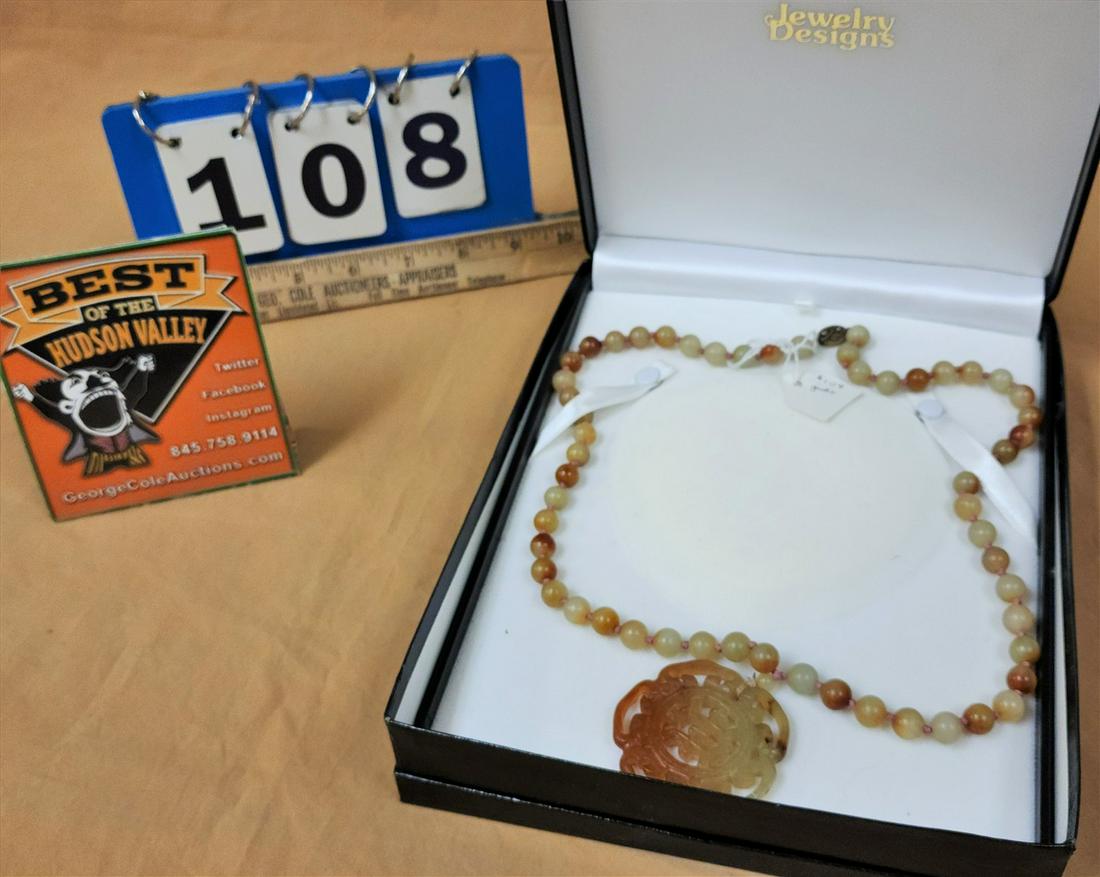 JADE BEAD AND PENDANT NECKLACE 30": JADE BEAD AND PENDANT NECKLACE 30"