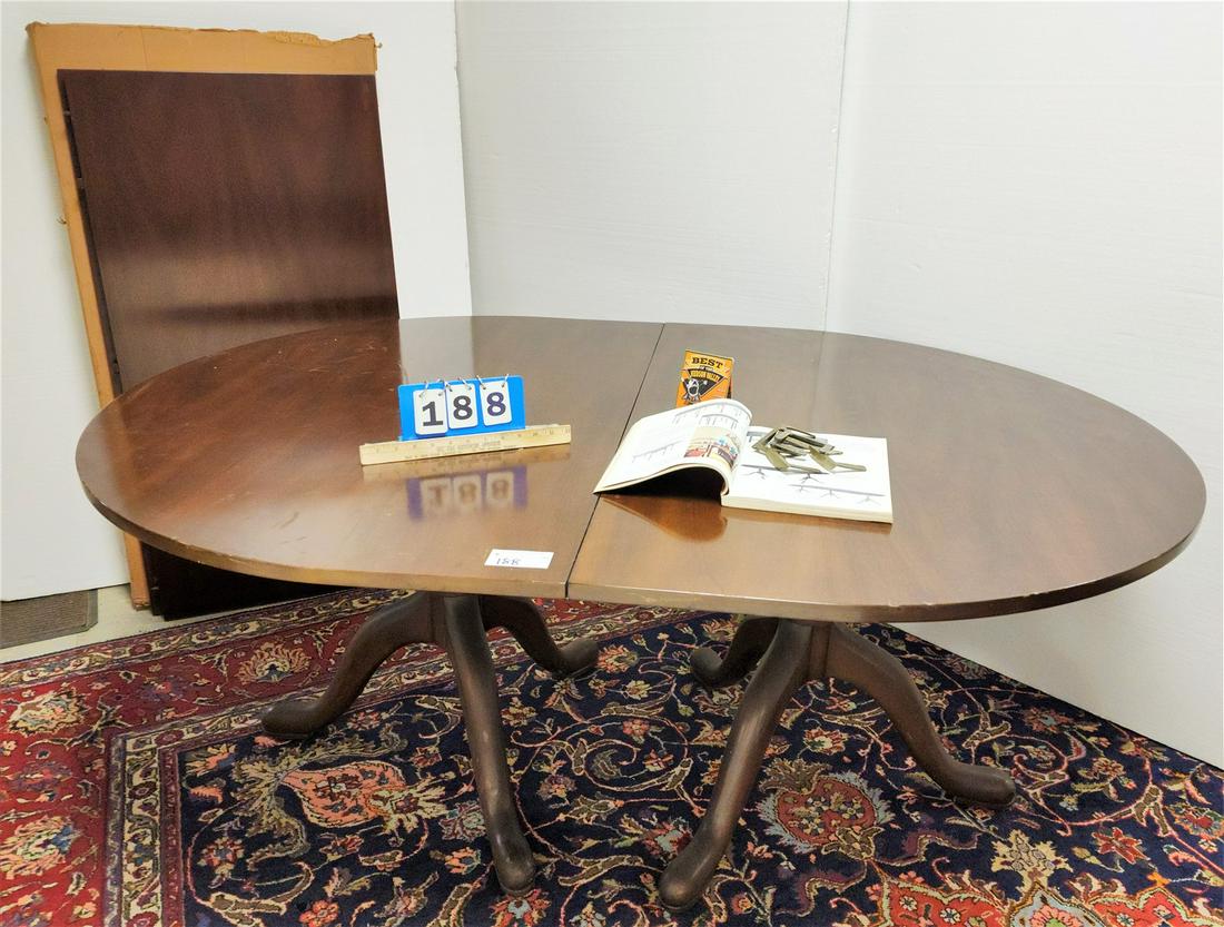 WILLIAMSBURG REPROD. CHIPPENDALE GEORGE III 2 PART DINING TABLE 67"L X 48"W W/ PR. 2' LEAVES (1 of 11)