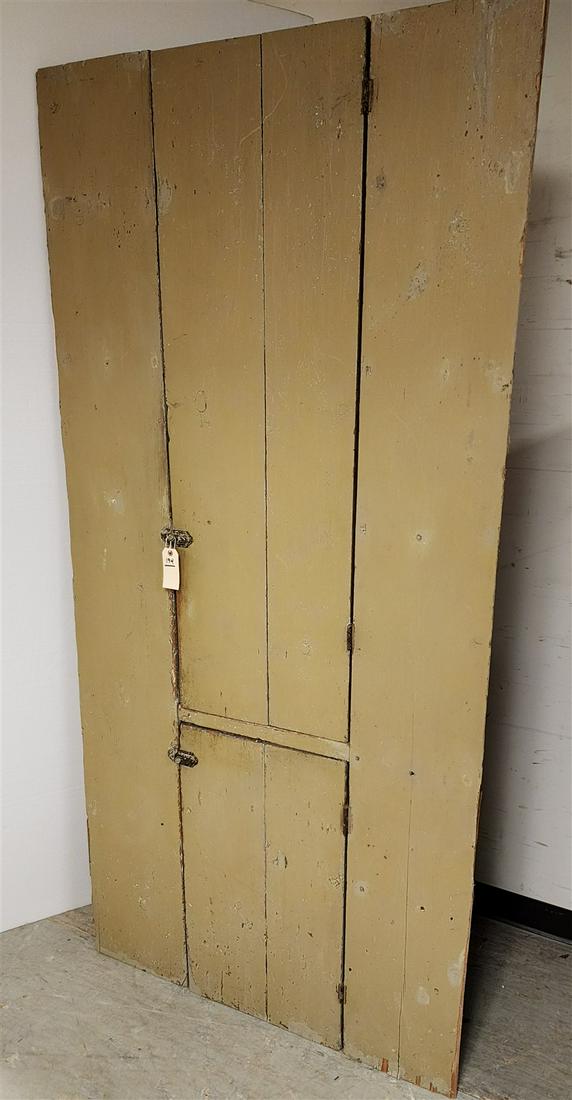 PRIM. PTD. 2 DOOR CORNER CUPBOARD 86 1/2" H X 41 1/2"W: PRIM. PTD. 2 DOOR CORNER CUPBOARD 86 1/2" H X 41 1/2"W