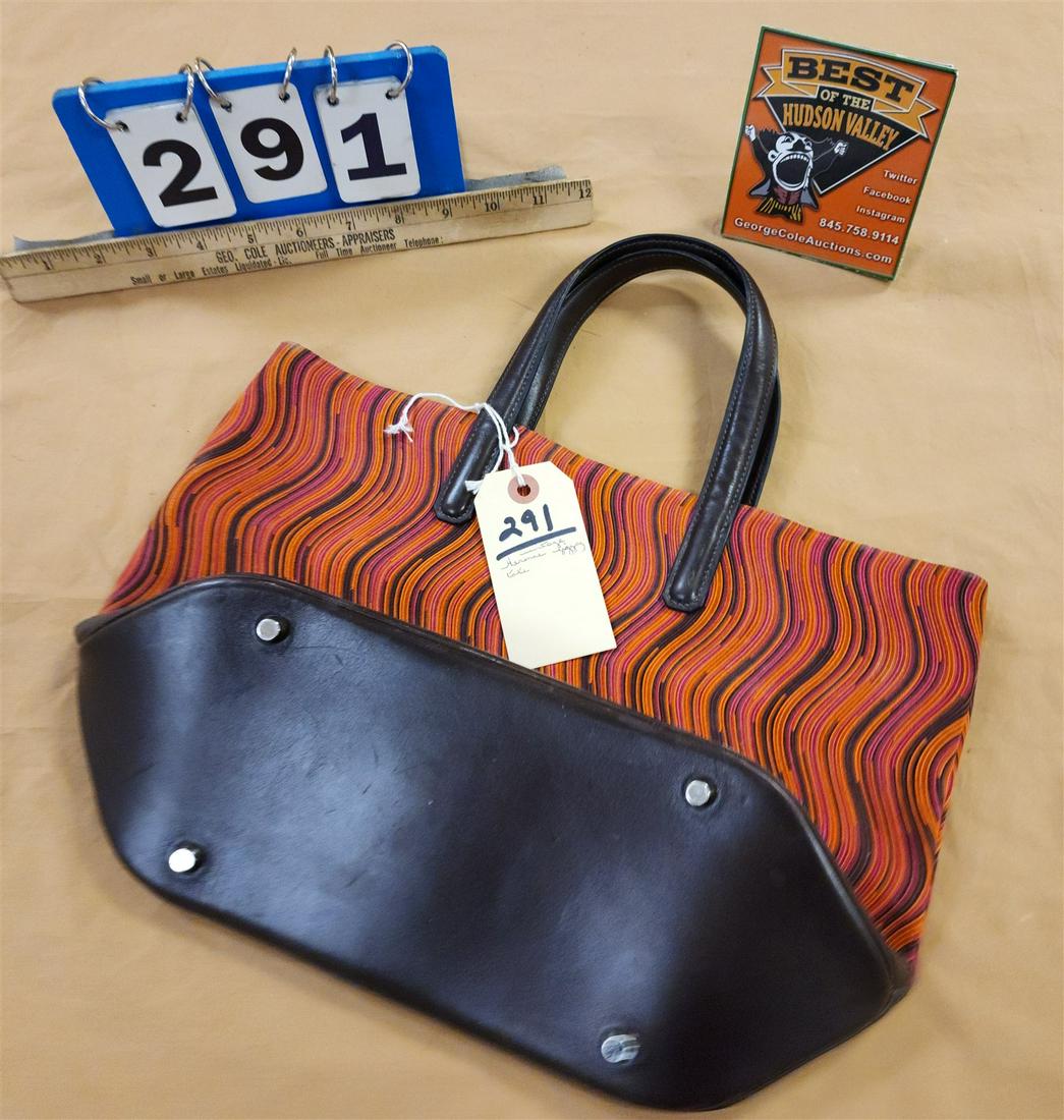 VINTAGE HERMES PINK AND ORANGE ORANGE ZIGZAG TOTE BAG FROM ROGER ROSS & ERIC BONGARTZ COLL. 5%: VINTAGE HERMES PINK AND ORANGE ORANGE ZIGZAG TOTE BAG FROM ROGER ROSS & ERIC BONGARTZ COLL. 5% PROCEEDS GO TO ELLENVILLE HOSPITAL FOUNDATION