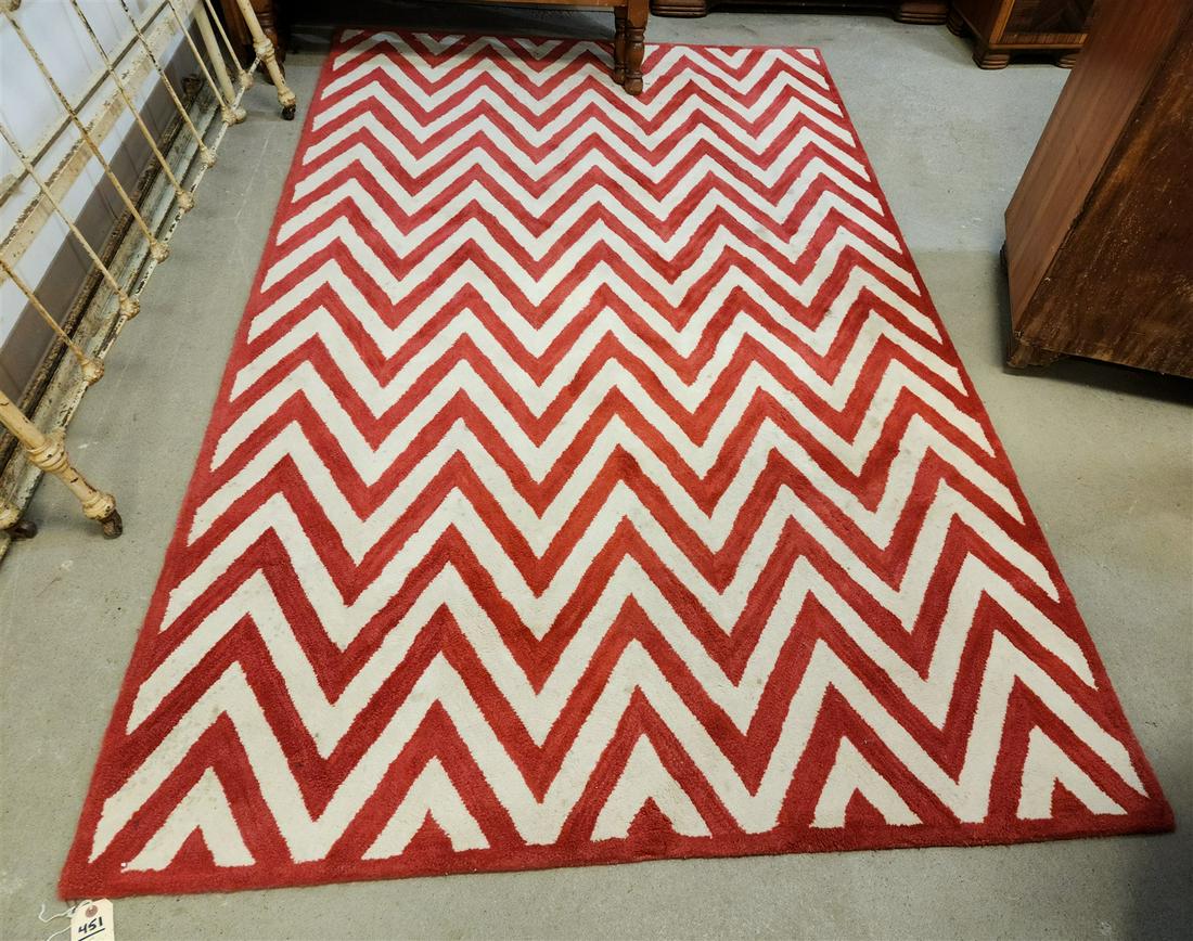 WOOL ZIG ZAG RUG 4'11" X 7'11" (1 of 3)