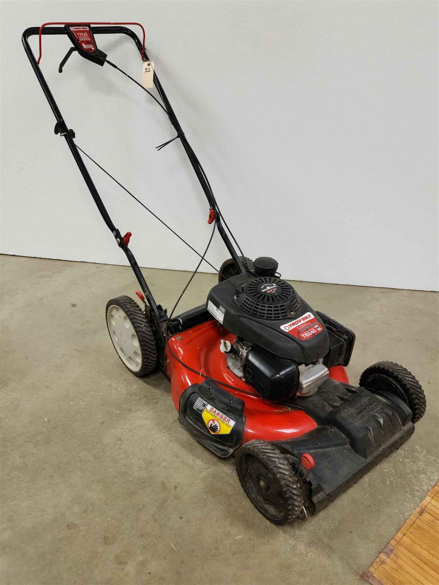 TROYBILT TB 240 LAWN MOWER (1 of 5)