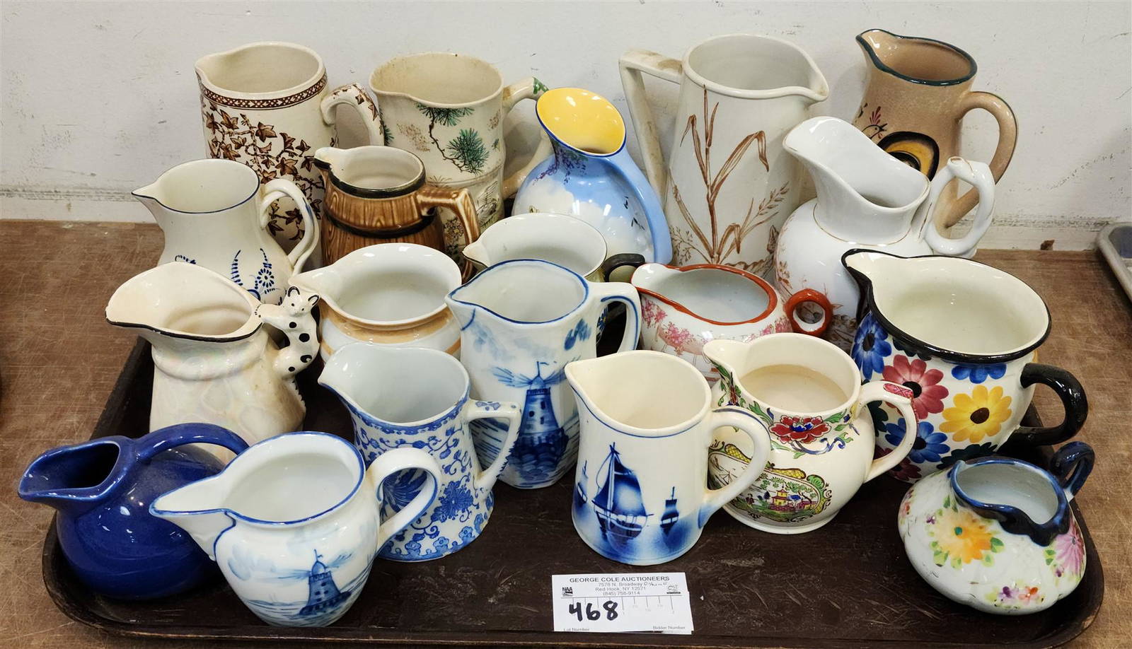 Tray Creamers Auction