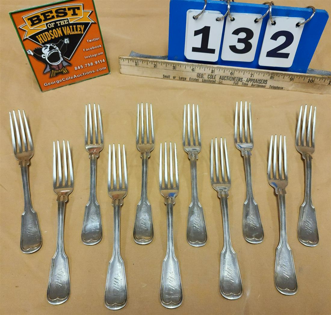 LOT 11 GORHAM "ENGLISH TIP" DINNER FORKS 14.59 OZT.: LOT 11 GORHAM "ENGLISH TIP" DINNER FORKS 14.59 OZT.