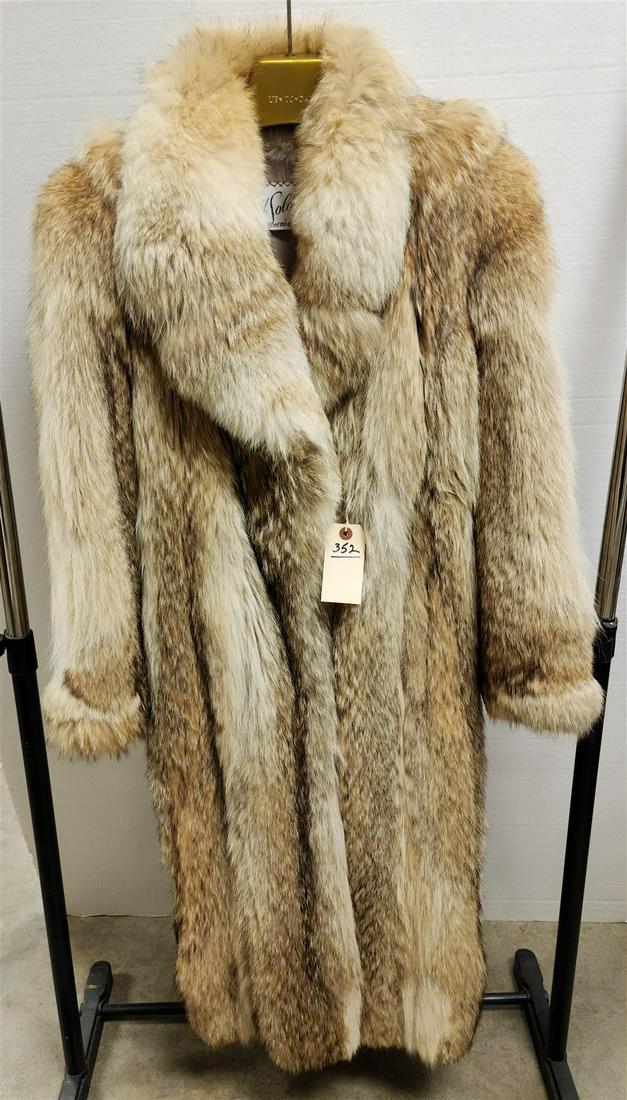 FULL LENGTH FUR COAT (1 of 6)