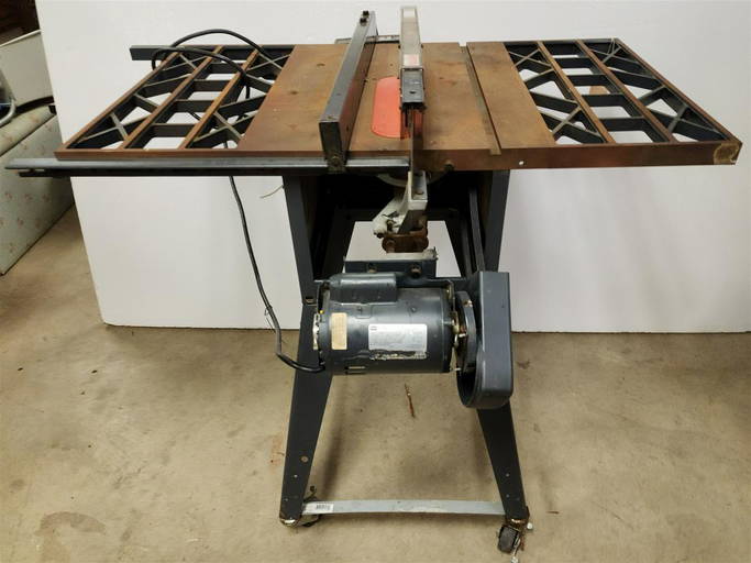 Craftsman 10" 2 Hp Belt Drive Table Saw
