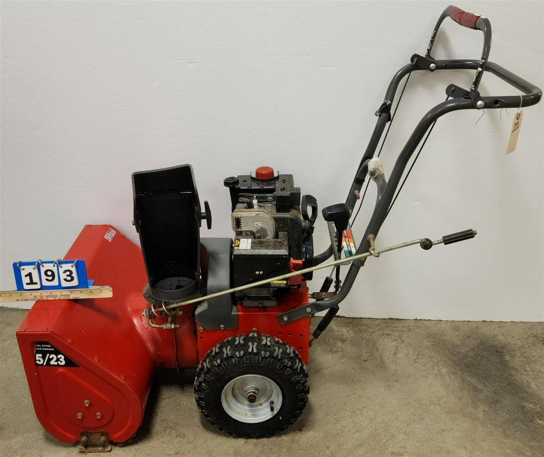 SNOW KING 5/23 SNOW BLOWER (1 of 6)