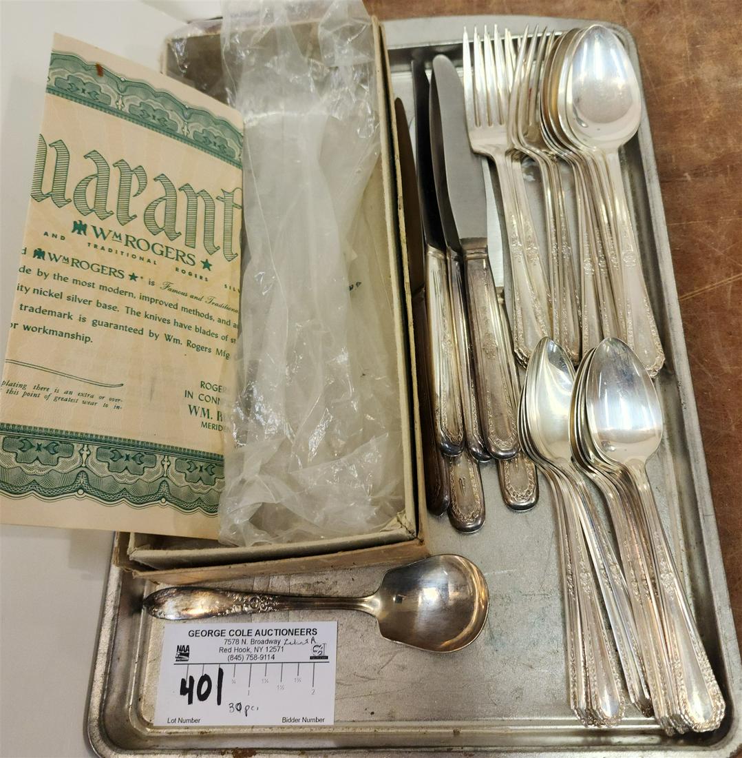 TRAY 30 PC. VICEROY SILVERPLATE FLATWARE (1 of 2)