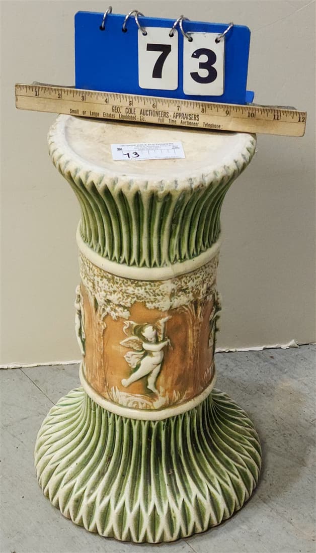 ROSEVILLE DONATELLO STAND 18 1/2"H X 8 1/2"DIAM: ROSEVILLE DONATELLO STAND 18 1/2"H X 8 1/2"DIAM