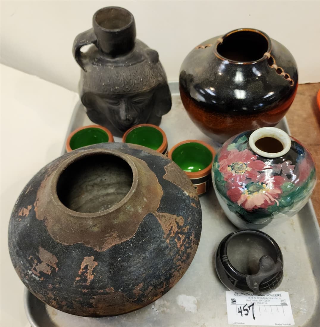 TRAY POTTERY (1 of 3)