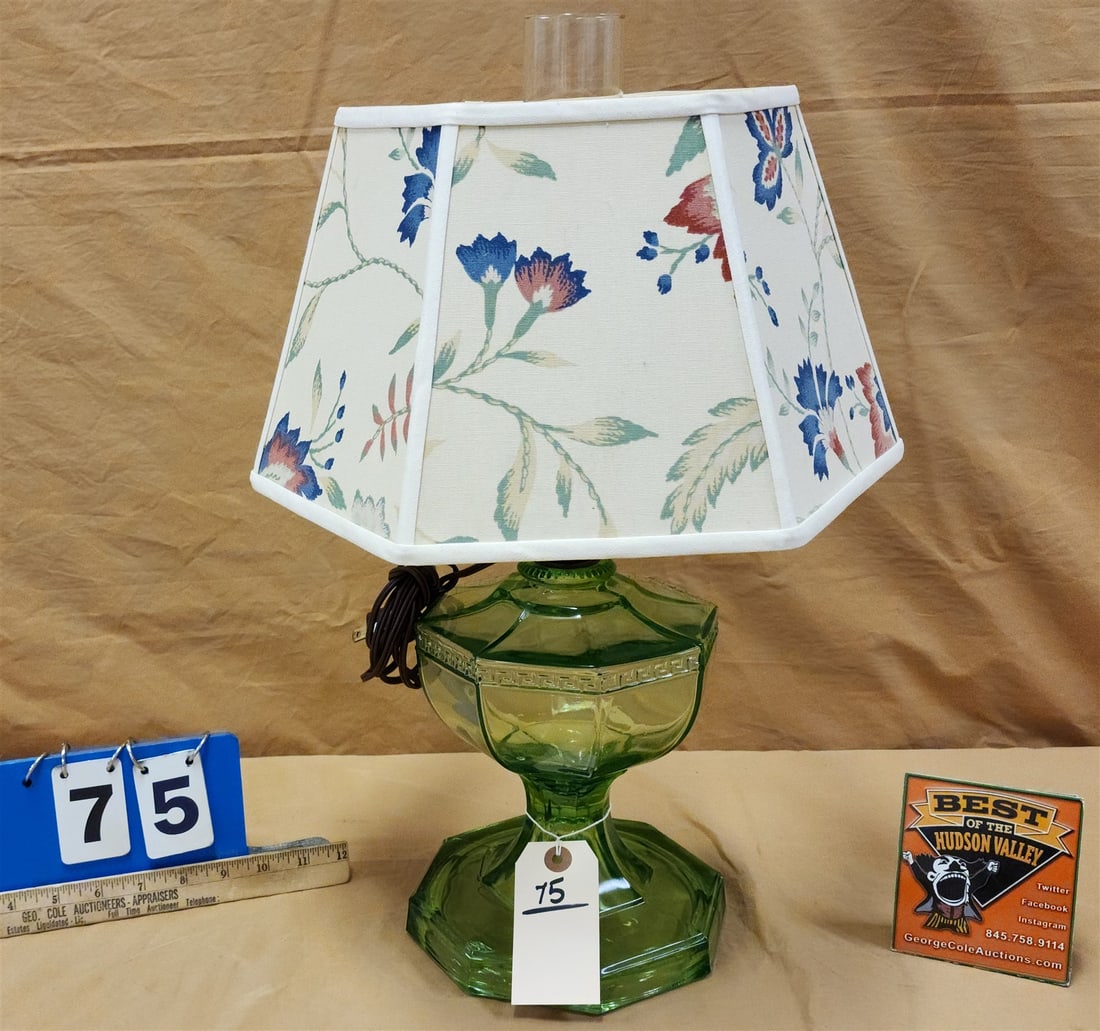 GREEN GLASS OIL LAMP ELEC 21": GREEN GLASS OIL LAMP ELEC 21"